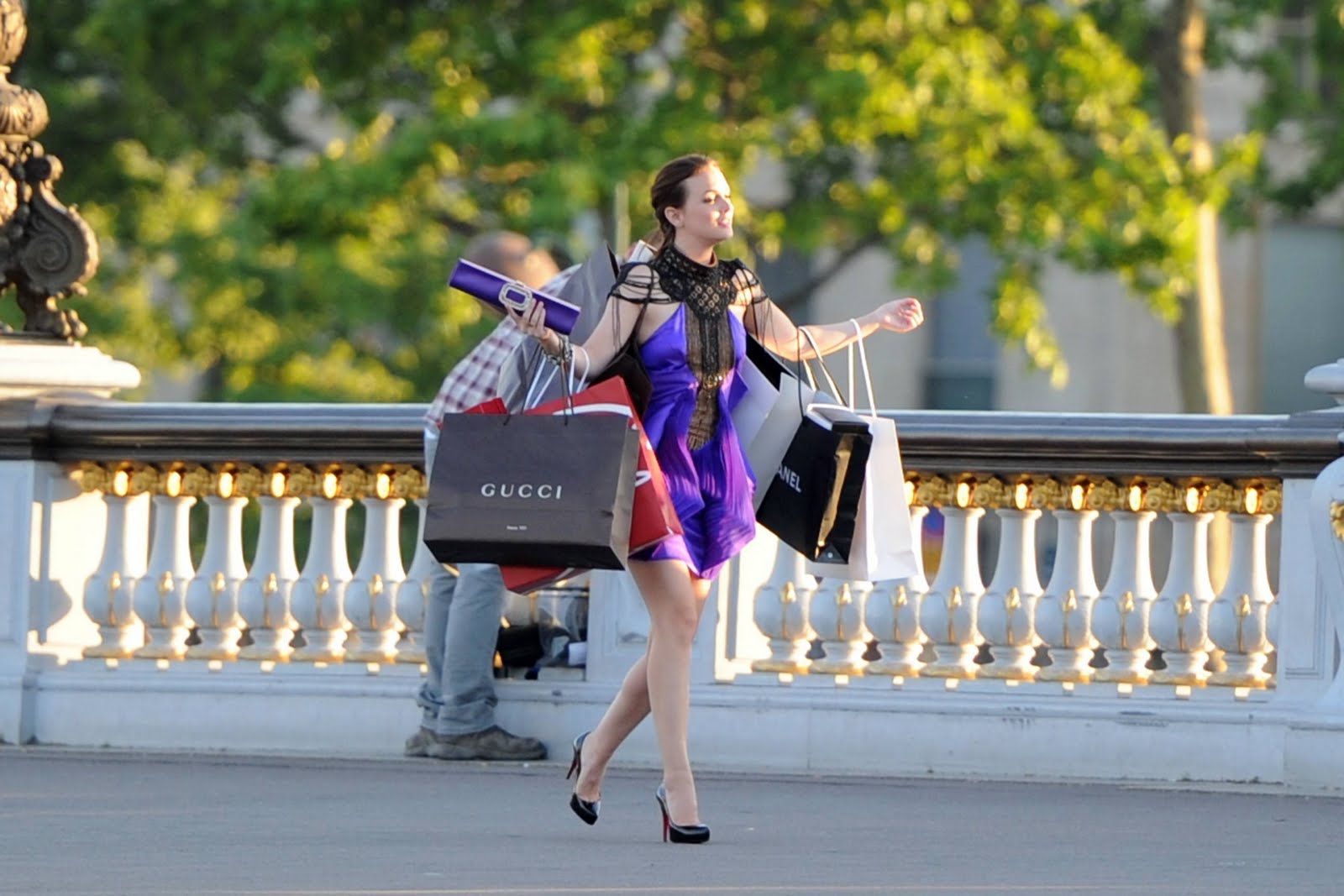 officium - Shopping à Paris (les galeries lafayette, printemps, champs Elysées)